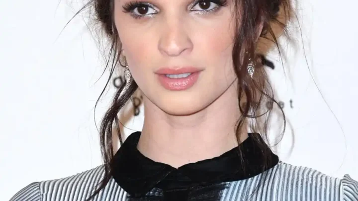 Ruby Modine Bio: Age, Parents, Height, Net Worth, Movies & TV Shows, Husband, Songs, Career