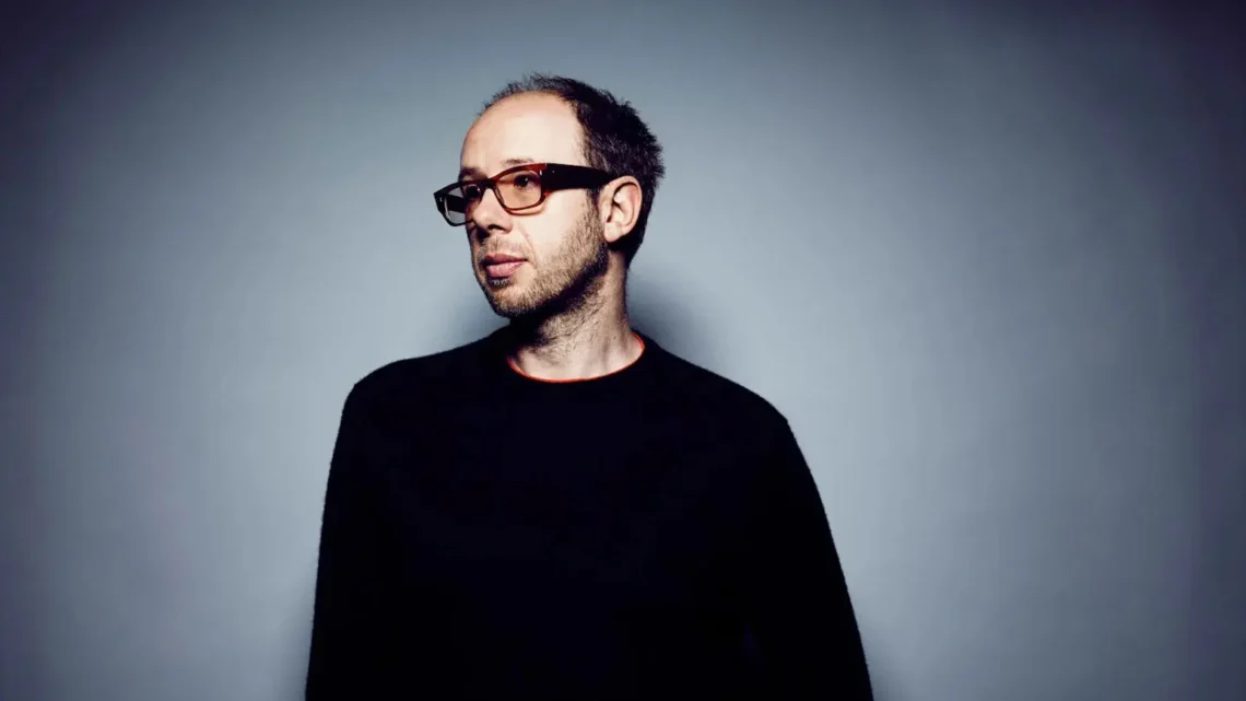 Tom Rowlands Biography: Age, Parents, Net Worth, Career, Wife, Songs, Movies, Instagram