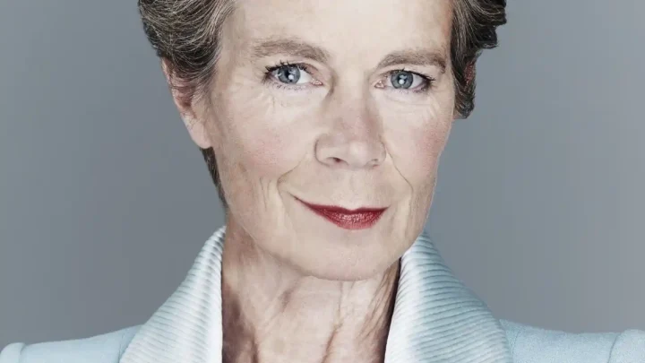 Celia Imrie Biography: Partner, Age, Children, Height, Net Worth, Parents, Movies & TV Shows, Career