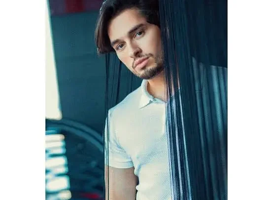 The Blooming Man Biography: Nationality, Net Worth, Age, Career, Spouse, Height, Siblings