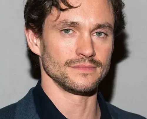 Hugh Dancy Biography: Parents, Wife, Net Worth, Hannibal, Career, Children, Age, Movies