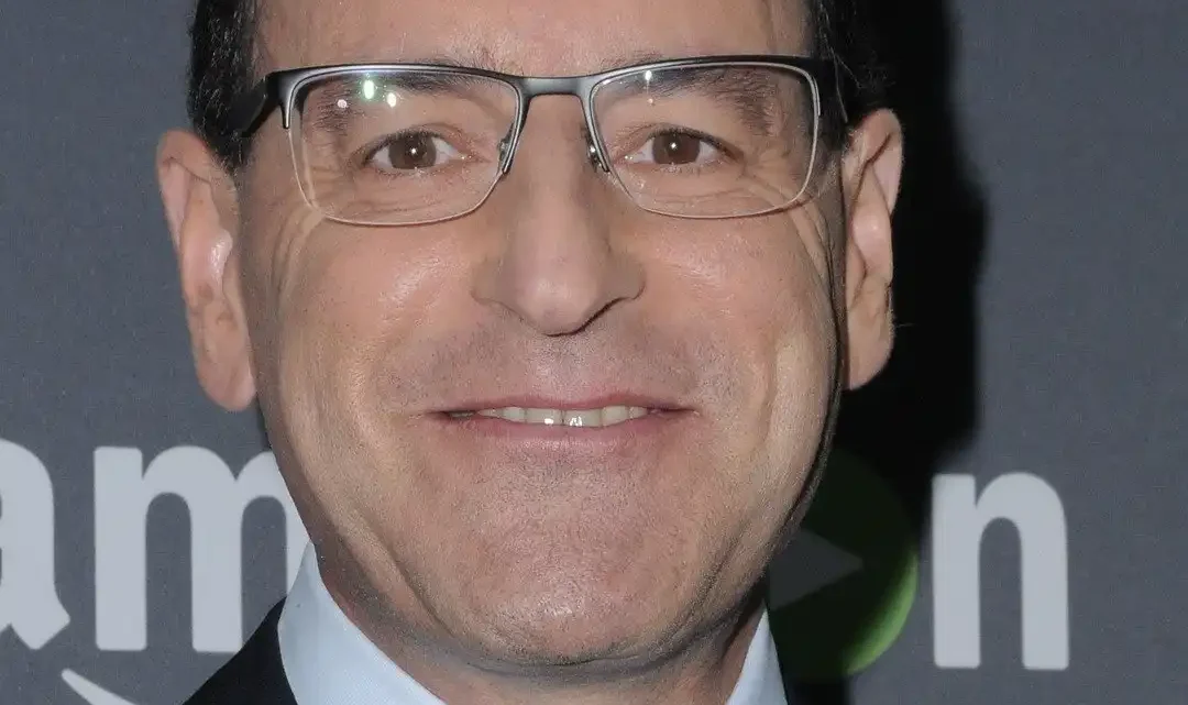 Jonathan Shapiro Biography: Wife, Net Worth, Goliath, Career, Law, TV Shows, Movies, LinkedIn