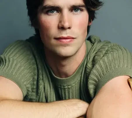 Patrick Luwis Biography: Height, Age, Parents, Instagram, Girlfriend, Movies, Ethnicity, Religion