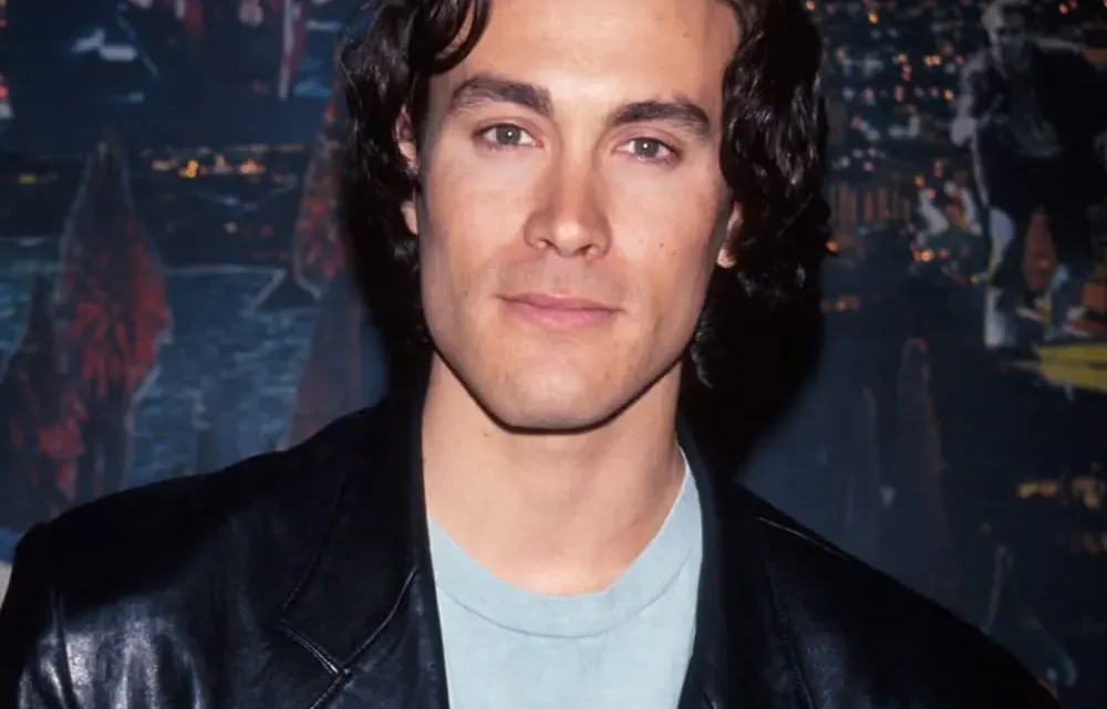 Bruce Lee’s Son, Brandon Lee Biography: Age, Height, Mother, Girlfriend, Movies, Ethnicity, Sister, Death