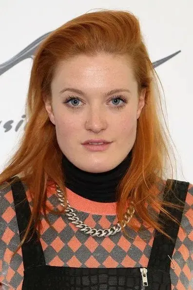 Caroline Hjelt Biography: Age, Boyfriend, Net Worth, Songs, Height, Parents, Icona Pop, Children