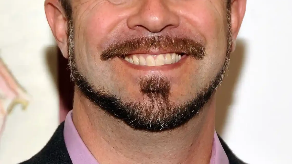 Conrad Vernon Biography: Age, Net Worth, Movies, Height, Voice, Career, DreamWorks, Wife