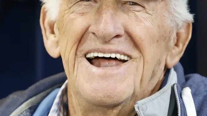 Bob Uecker Biography: Career, Death, Age, Wife, Net Worth, Children, Wife, Movies