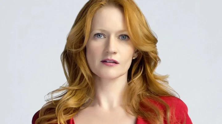 Paula Malcomson Biography: Parents, Husband, Movies, Age, Net Worth, TV Shows, Ethnicity, Career