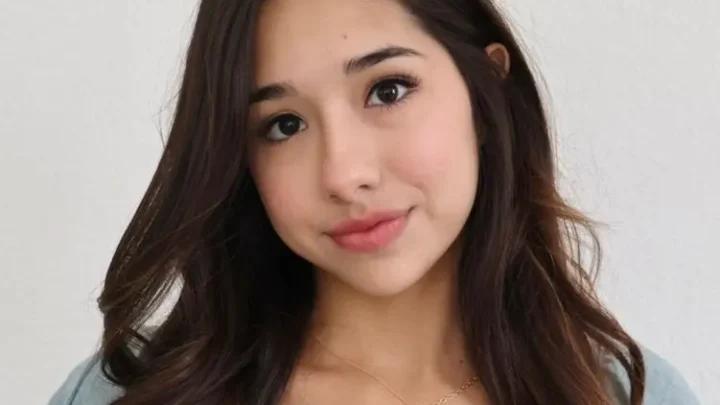 SarahGrace Biography: Age, Real Name, Net Worth, Height, Parents, Siblings, YouTube, Boyfriend