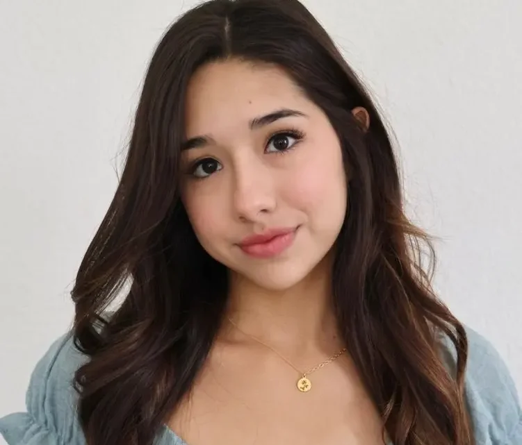 SarahGrace Biography: Age, Real Name, Net Worth, Height, Parents, Siblings, YouTube, Boyfriend
