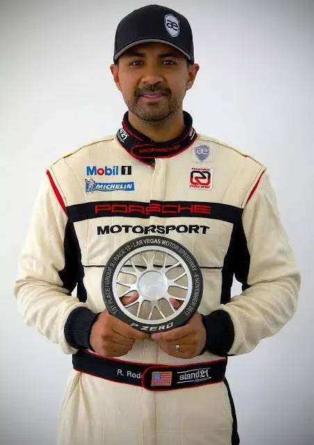 Roger Rodas Biography: Age, Death, Net Worth, Height, Wife, Kids, Career, Business