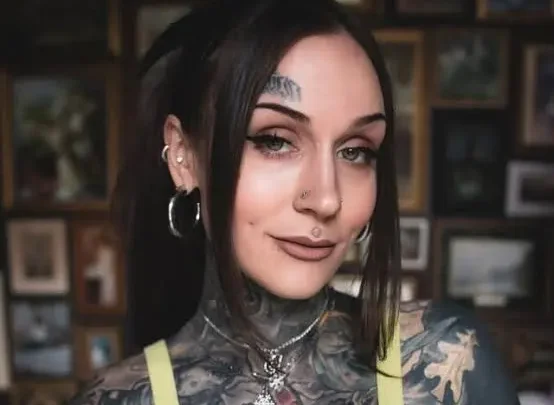 Monami Frost Biography: Age, Real Name, Net Worth, Height, Husband, Kids, Instagram