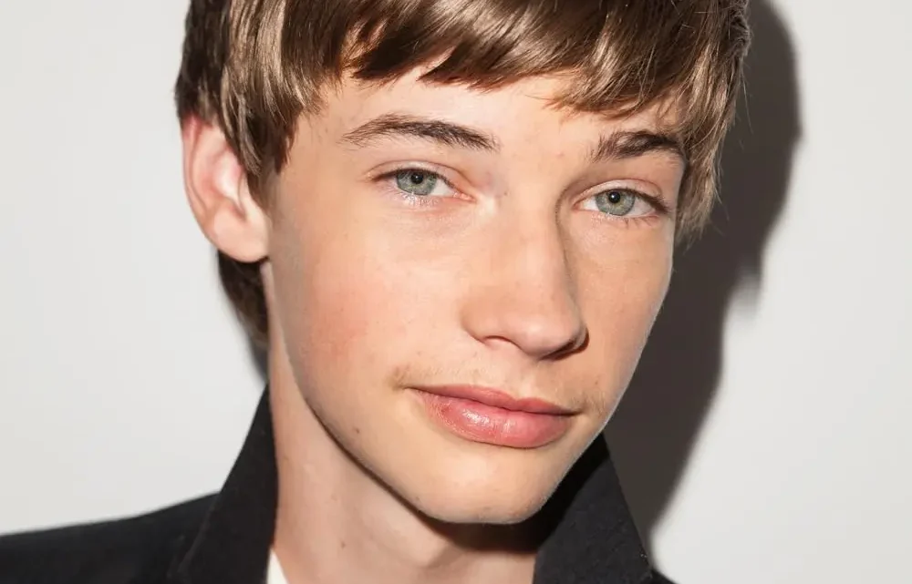 Jacob Lofland Biography: Age, Height, Net Worth, Parents, Girlfriend, Movies & TV Shows, Daughter