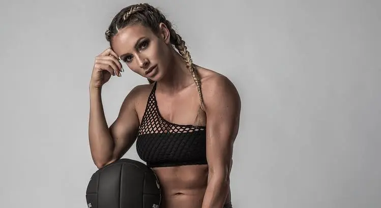 Paige Hathaway Biography: Boyfriend, Age, Daughter, Net Worth, Height, Parents, Instagram, Career
