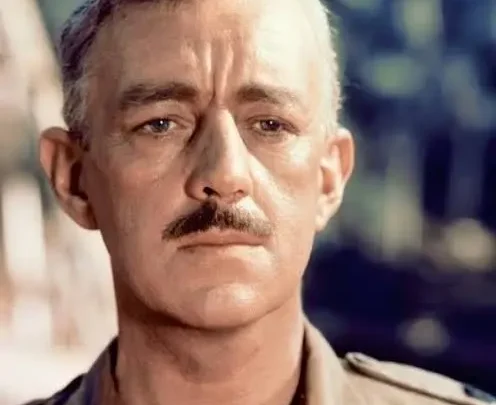 Alec Guinness Biography: Age, Height, Net Worth, Real Name, Parents, Religion, Son, Awards, Real Name, Wife