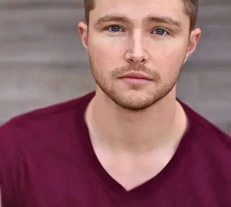 Sterling Knight Biography: Ex-Girlfriends, Age, Net Worth, Movies & TV Shows, Height, Parents, Siblings