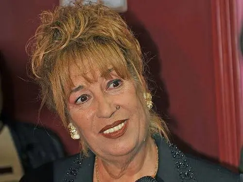 Muna Wassef Biography: Awards, TV Shows, Net Worth, Spouse, Children, Age, Height