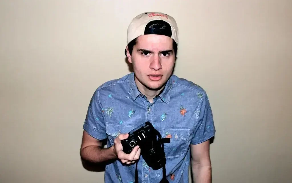 Jarrod Alonge Biography: Wife, Age, Children, Net Worth, Albums, YouTube, Height