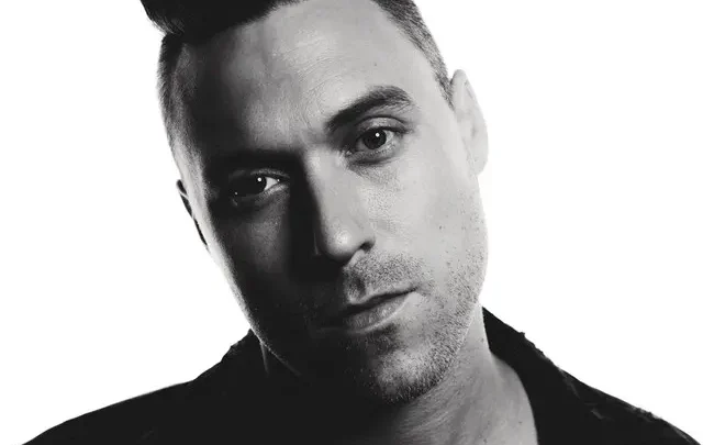 RUNAGROUND Biography: Wife, Age, Net Worth, Songs, Albums, YouTube, Height, Instagram