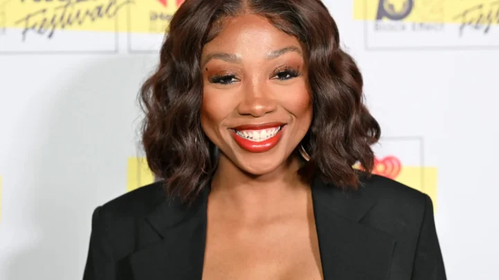 Loren LoRosa Biography: Husband, Age, Height, Net Worth, TMZ, Podcast, Movies, Instagram, Career