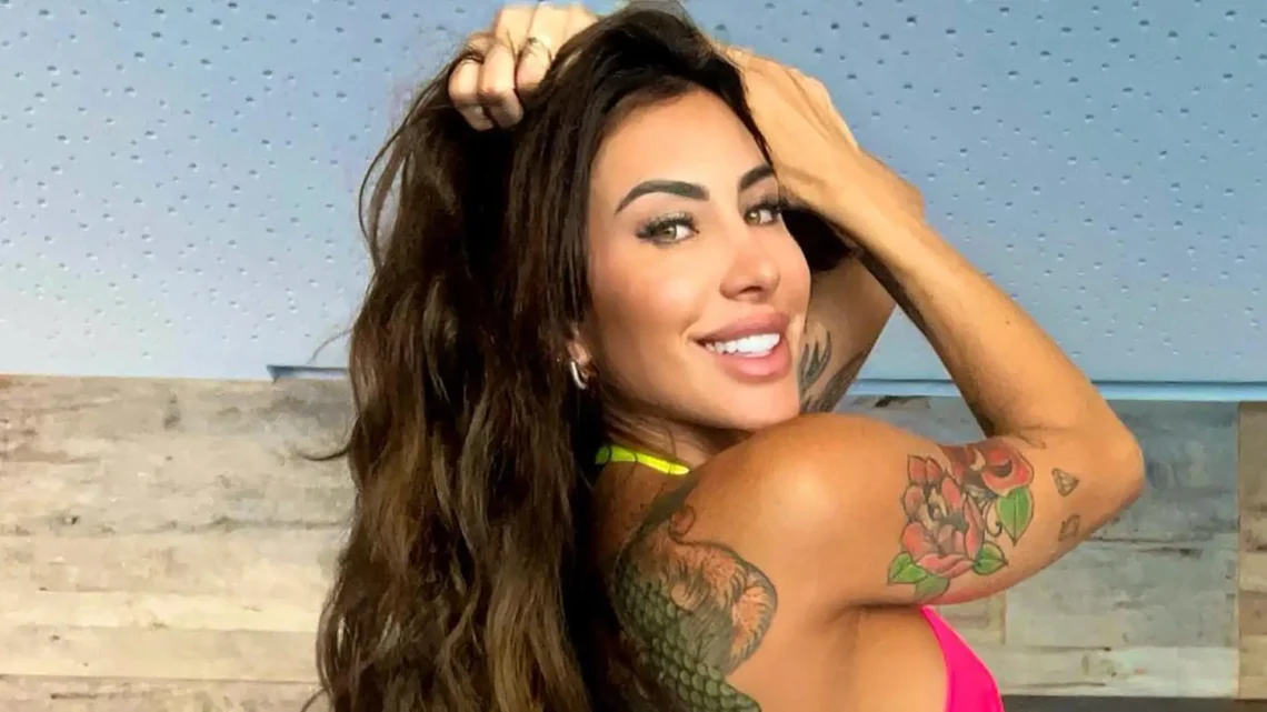 Jaque Khury Biography: Age, Net Worth, Son, Career, Height, Boyfriend, Parents, Siblings