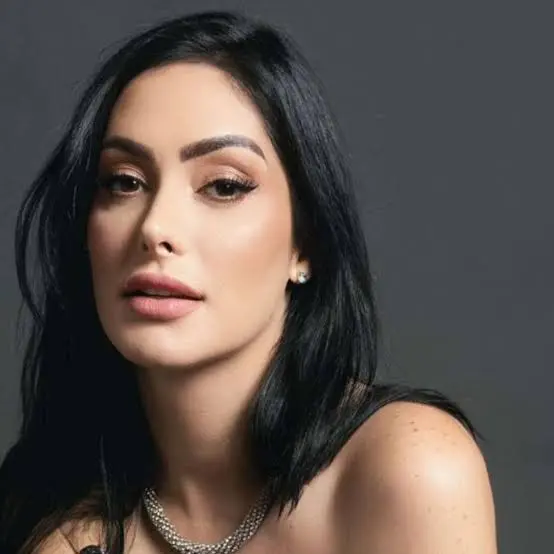 Francine Piaia Biography: Husband, Age, Net Worth, Career, Height, Children, Parents, Siblings