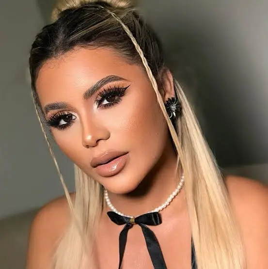 Taty Pink Biography: Career, Age, Net Worth, Songs, Height, Boyfriend, Parents, Husband