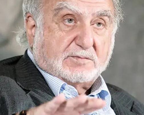 Nicolas Hayek Biography: Net Worth, Nationality, Age, Wife, Height, Children, Siblings