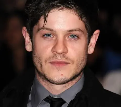 Iwan Rheon Biography: Net Worth, Albums, Wife, Age, Height, Parents, Movies, Religion, Ethnicity