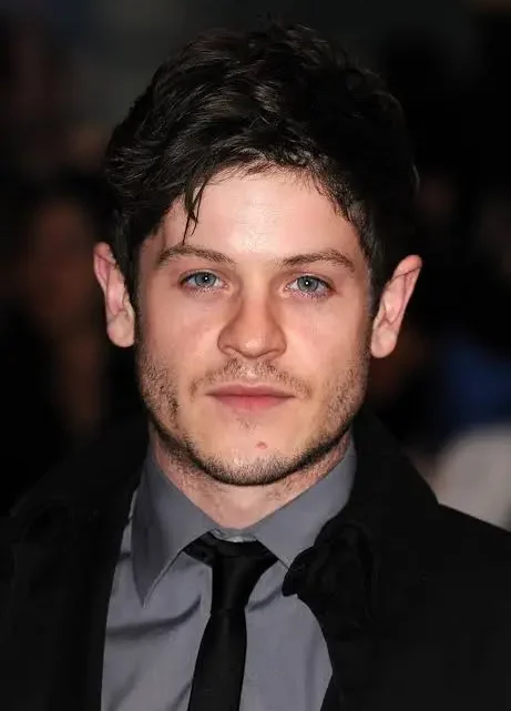 Iwan Rheon Biography: Net Worth, Albums, Wife, Age, Height, Parents, Movies, Religion, Ethnicity