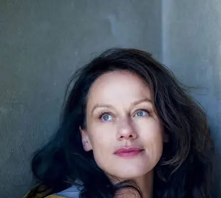 Rebecca Indermaur Biography: TV Shows & Movies, Parents, Net Worth, Education, Height, Boyfriend, Age