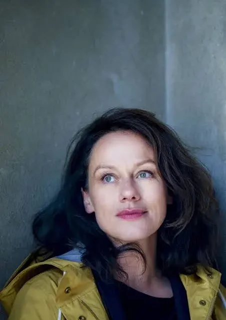 Rebecca Indermaur Biography: TV Shows & Movies, Parents, Net Worth, Education, Height, Boyfriend, Age