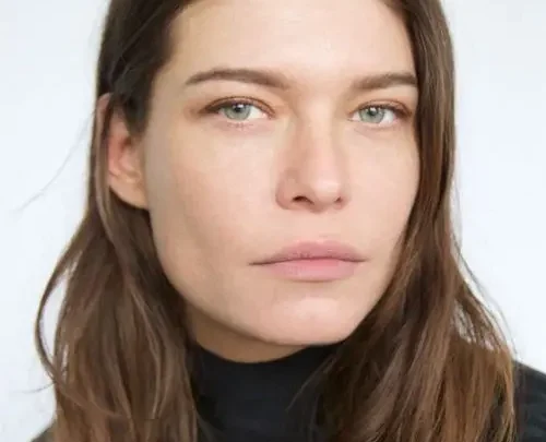 Louise Pedersen Biography: Husband, Age, Net Worth, Daughter, Career, Height, Parents, Siblings