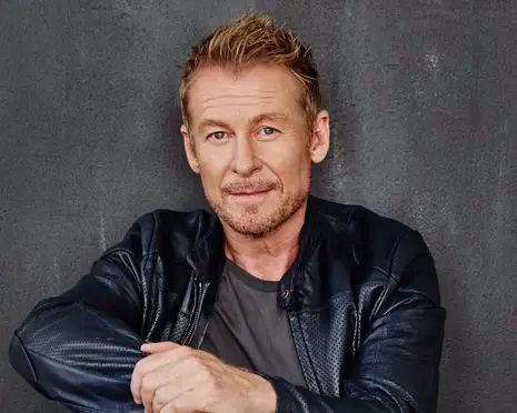 Richard Roxburgh Biography: Wife, Children, Net Worth, Siblings, Height, Parents, Age, Movies, Books