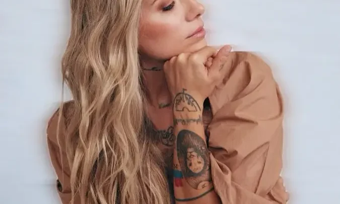 Christina Perri Biography: Net Worth, Age, Parents, Songs, Husband, Height, Albums