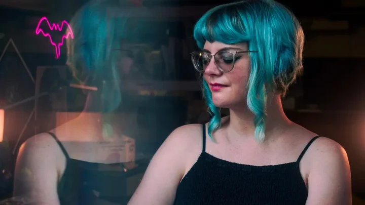 Kelly McKernan Biography: Age, Net Worth, Ai Art, Parents, Husband, Kids, Height, Lawsuit