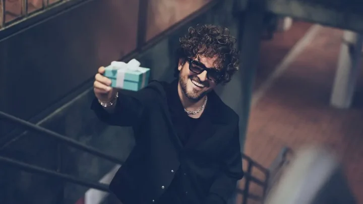 Tommy Torres Biography: Age, Songs, Height, Net Worth, Albums, Wife, Parents, Kids