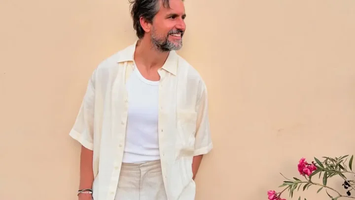 Tom Beck (actor) Biography: Net Worth, Height, Parents, Age, Wife, Children, Movies, IMDb Tom Beck (actor) Biography: Net Worth, Height, Parents, Age, Wife, Children, Movies, IMDb