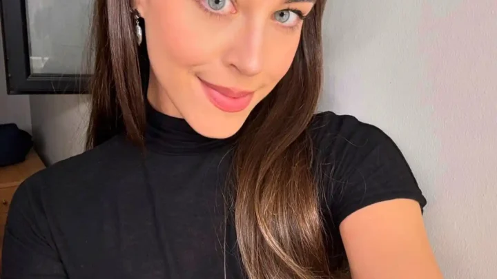 Demy (singer) Biography: Age, Net Worth, Height, Siblings, Parents, Movies, Songs, Boyfriend, Awards