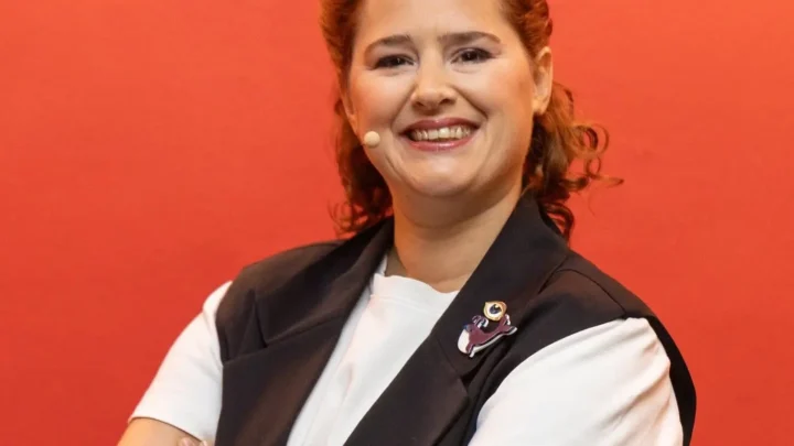 Élodie Poux Biography: Husband, Child, Films, Net Worth, Age, Height, Parents, Siblings, TV Show