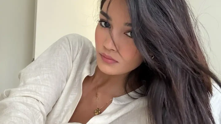 Fifi Sharma Biography: Parents, Siblings, Net Worth, Age, Height, Awards, Boyfriend, Movies    