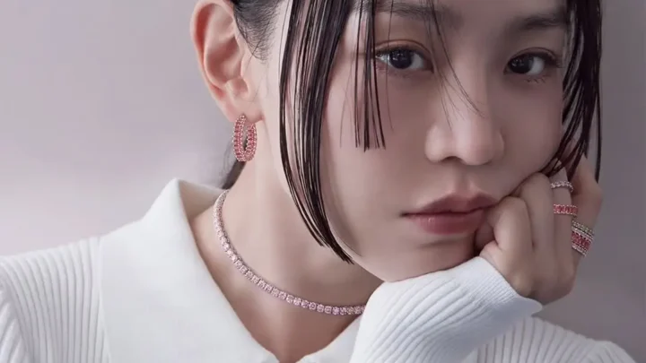 Shin Hye-sun Biography: Height, Age, Net Worth, Parents, Siblings, TV Series, Boyfriend, Films, Pictures