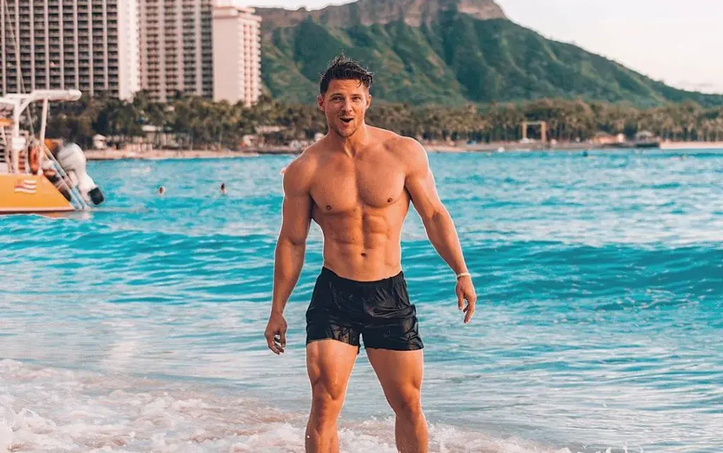 Steve Cook Biography: Age, Girlfriend, Child, Height, Net Worth, Parents, Siblings