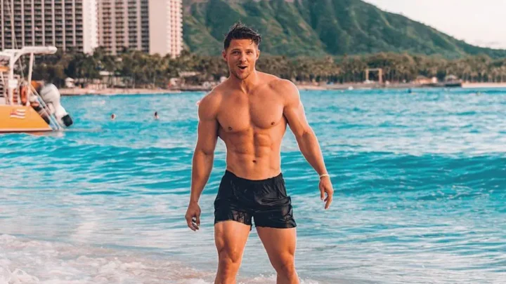 Steve Cook Biography: Age, Girlfriend, Child, Height, Net Worth, Parents, Siblings