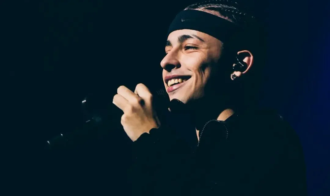 Trueno (rapper) Biography: Singles, Albums, EPs, Net Worth, Siblings, Height, Parents, Age, Girlfriend