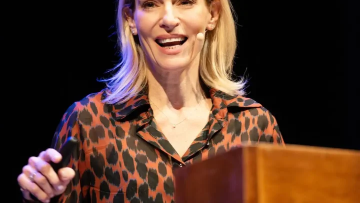 Zeta Douka Biography: Daughter, Films, TV Series, Husband, Awards, Parents, Age, Net Worth, Height, Siblings