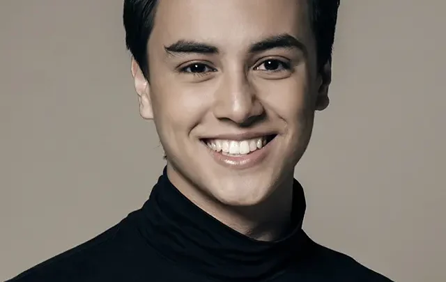 Edward Barber Biography: Height, Age, Net Worth, Movies, Parents, Parents, Girlfriend, Instagram