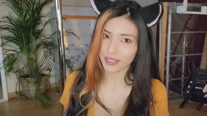 Meowko Biography: Age, Height, Net Worth, Boyfriend, Real Name, YouTube, Instagram