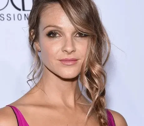 Beau Garrett Biography: Age,  Net Worth, Movies, Husband, Height, Parents, Movies, Religion