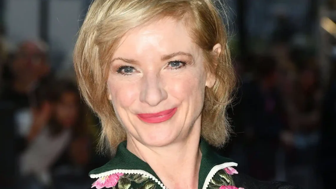 Jane Horrocks Biography: Movies, Religion, Awards, Husband, Age, Net Worth, Children, Height, Religion
